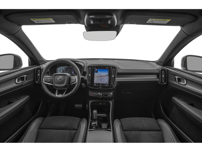 2020 Volvo XC40 R-Design