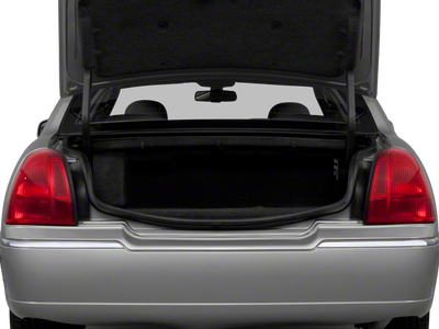 2010 Lincoln Town Car Signature Limited