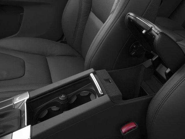 2016 Volvo XC60 T5 Drive-E Platinum