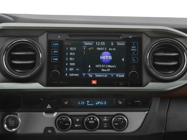 2018 Toyota Tacoma Limited V6 photo 2