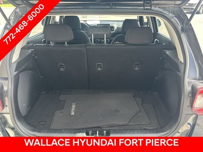 2022 Hyundai Venue SE