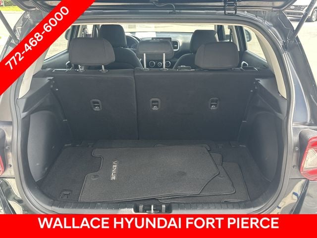 2022 Hyundai Venue SE