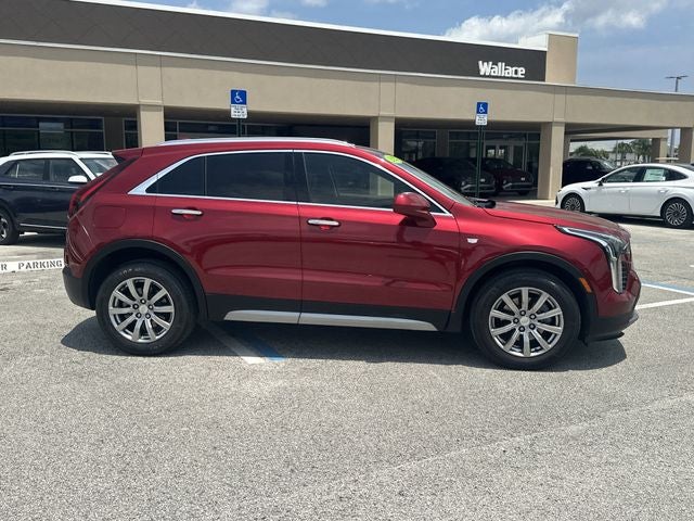 2020 Cadillac XT4 Premium Luxury