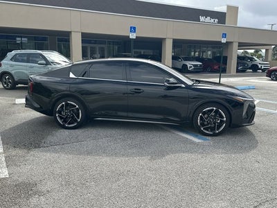 2025 Kia K4 GT-Line