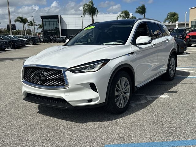 2023 INFINITI QX50 LUXE