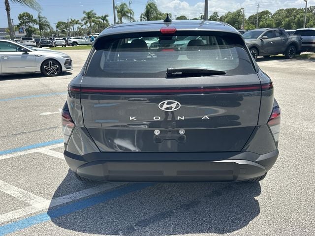 2025 Hyundai Kona SE