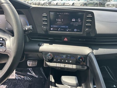 2025 Hyundai Elantra SEL Sport