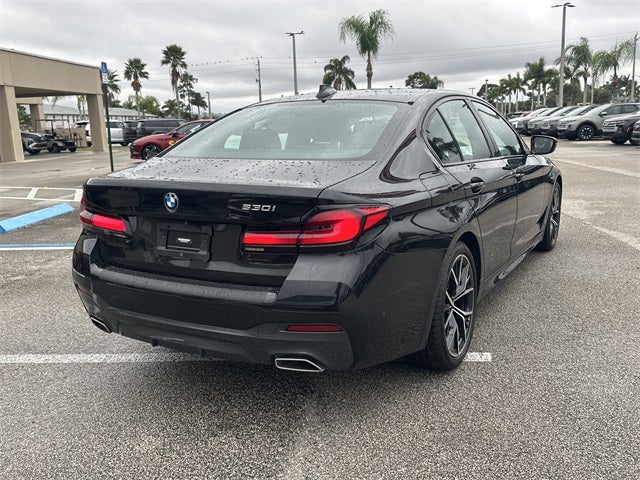 2022 BMW 5 Series 530i