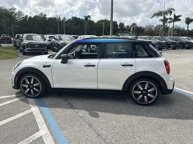 2024 MINI Cooper S Signature