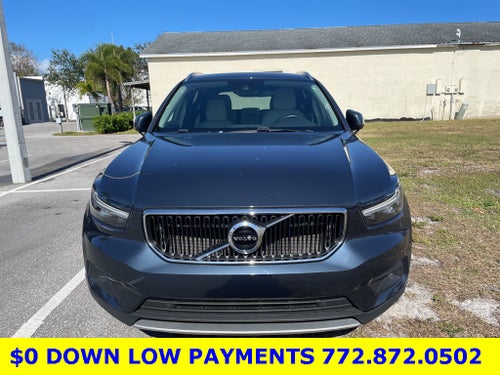 2021 Volvo XC40 Momentum