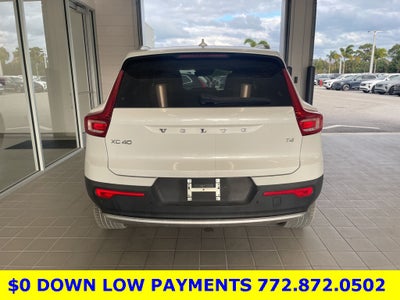 2021 Volvo XC40 Momentum