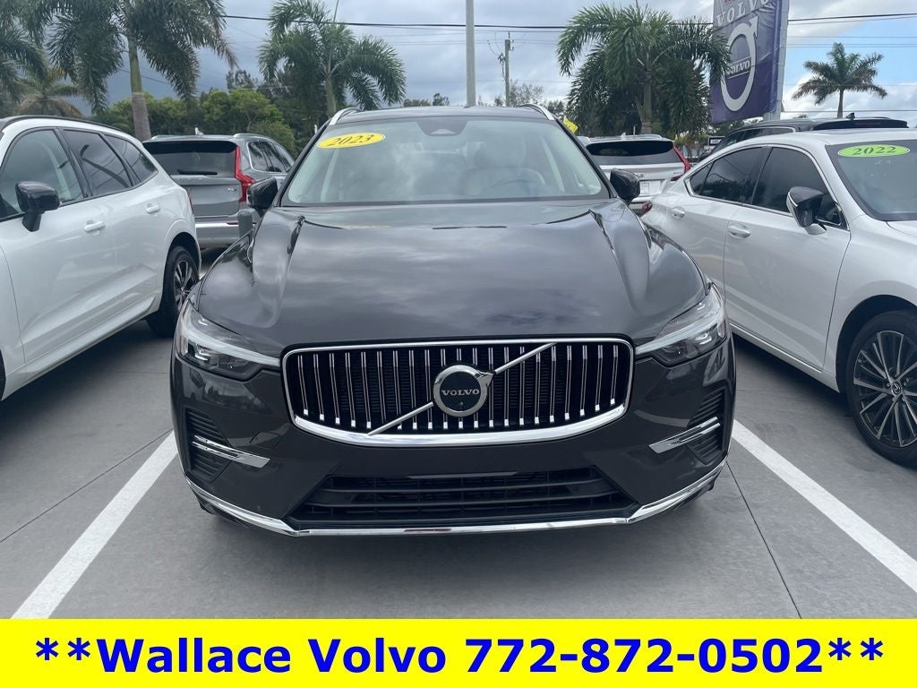 2023 Volvo XC60 B5 Plus Bright Theme