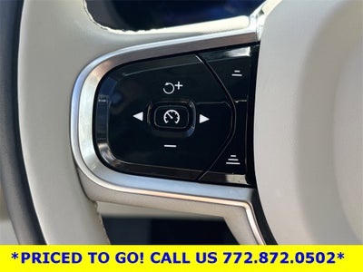 2023 Volvo XC60 B5 Plus Dark Theme