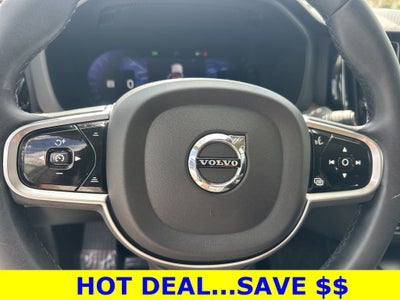 2023 Volvo XC60 B5 Plus Bright Theme
