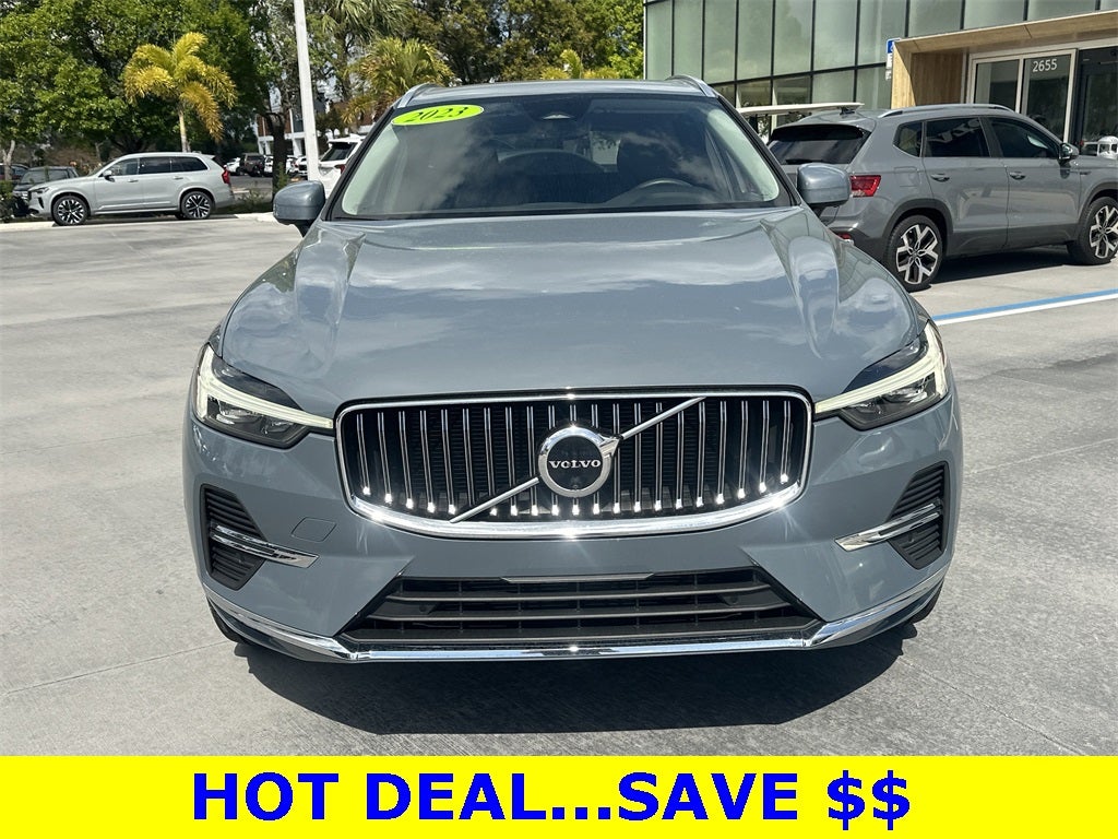 2023 Volvo XC60 B5 Plus Bright Theme