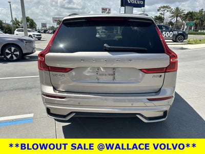 2024 Volvo XC60 B5 Ultimate Dark Theme