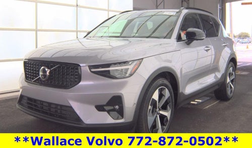 2026 Volvo XC40 B5 Plus