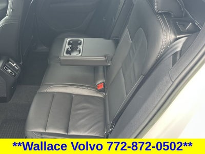 2023 Volvo XC40 Ultimate