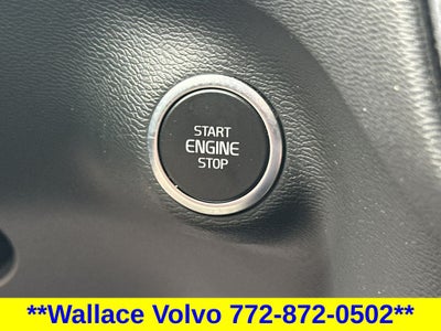 2023 Volvo XC40 Ultimate
