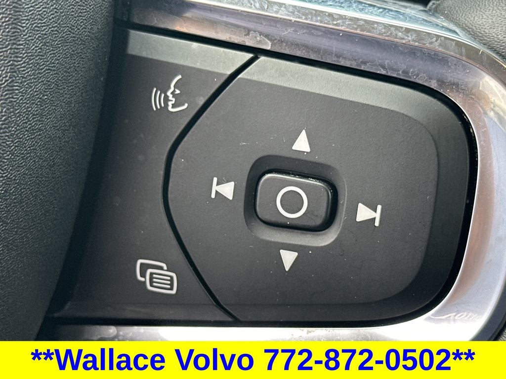 2023 Volvo XC40 Ultimate