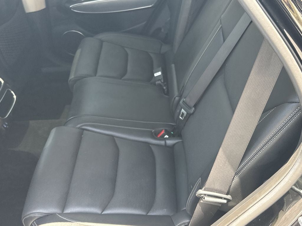 2025 Genesis GV70 2.5T Select
