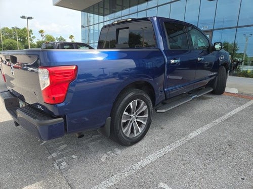 2017 Nissan Titan SL