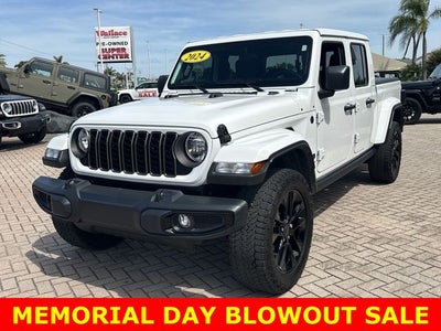 2024 Jeep Gladiator Nighthawk