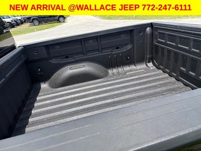 2022 GMC Canyon AT4 w/Leather