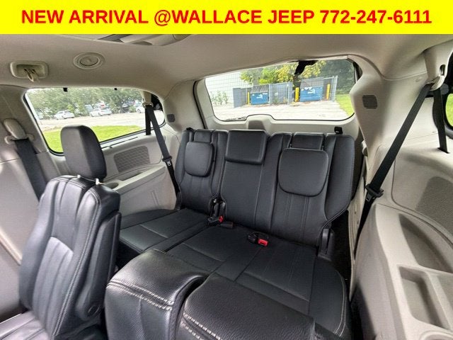 2013 Chrysler Town &amp; Country Touring-L