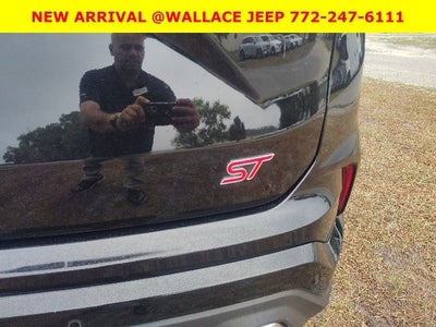 2020 Ford Edge ST