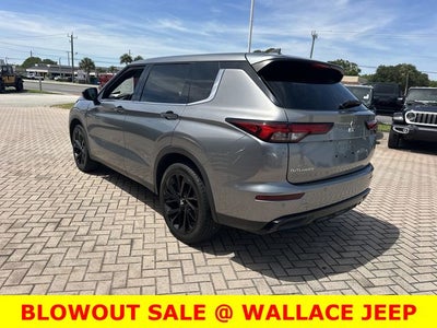 2022 Mitsubishi Outlander SE