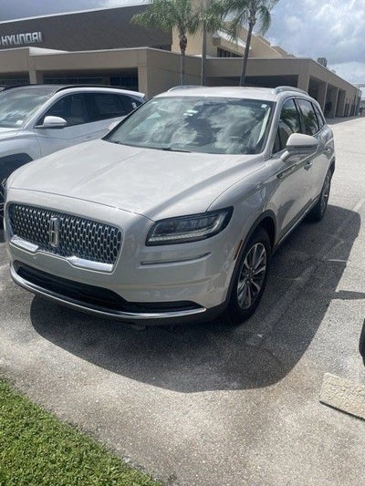 2023 Lincoln Nautilus Standard