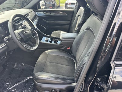 2022 Jeep Grand Cherokee Altitude