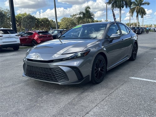 2025 Toyota Camry SE
