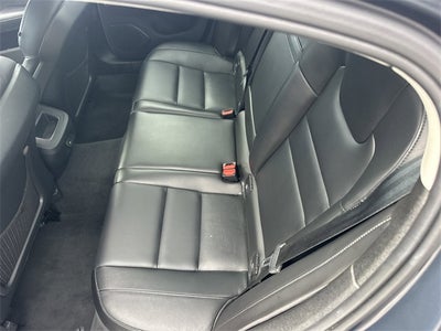 2024 Volvo S60 B5 Core Dark Theme