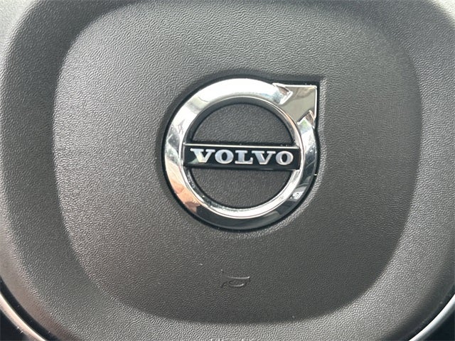 2024 Volvo S60 B5 Core Dark Theme