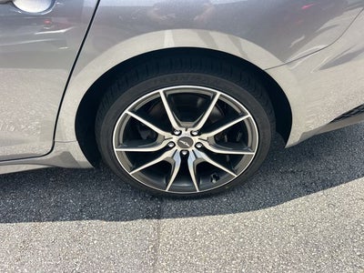 2022 Genesis G70 2.0T