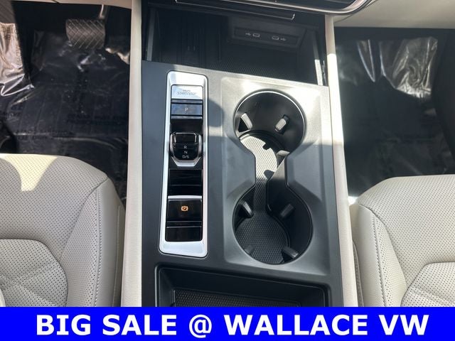 2025 Volkswagen Atlas 2.0T SE