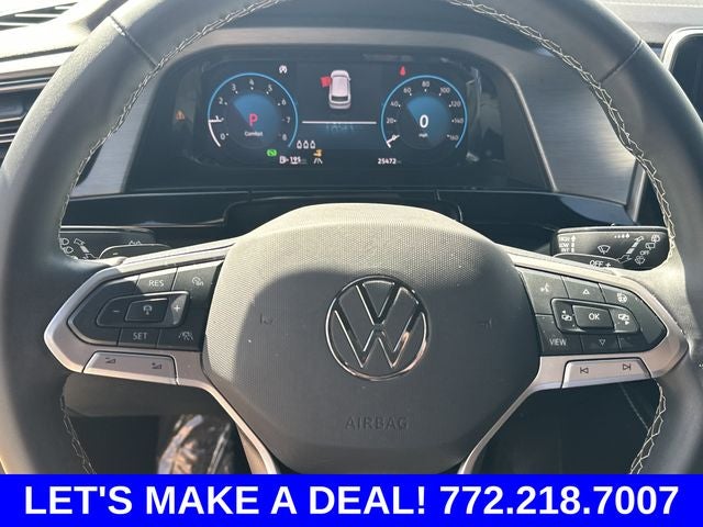 2024 Volkswagen Atlas Cross Sport 2.0T SE w/Technology