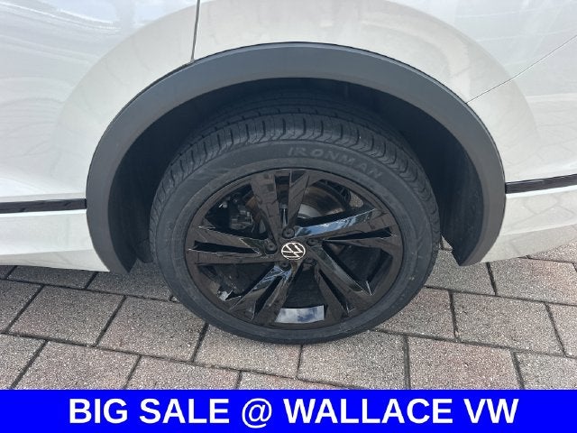 2024 Volkswagen Tiguan 2.0T SE R-Line Black