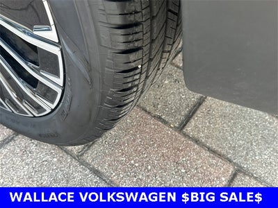 2025 Volkswagen Taos 1.5T SE