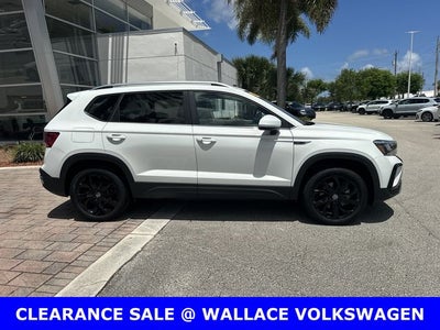 2024 Volkswagen Taos 1.5T SE