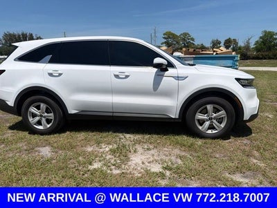 2023 Kia Sorento LX