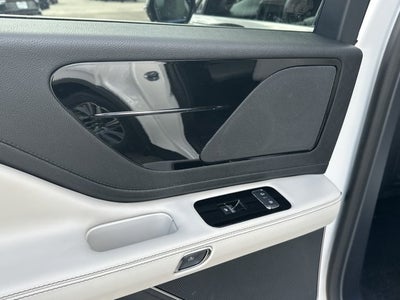 2027 Lincoln Aviator Premiere