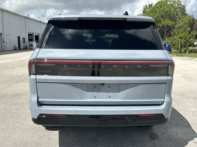 2025 Lincoln Navigator Reserve