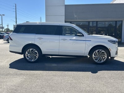 2026 Lincoln Navigator Reserve