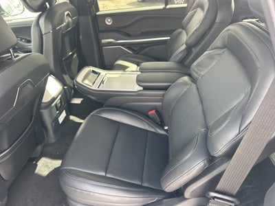 2027 Lincoln Navigator Reserve