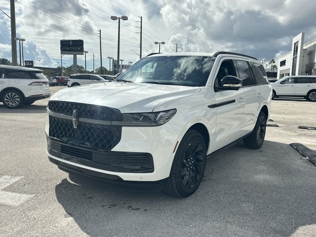 2027 Lincoln Navigator Reserve