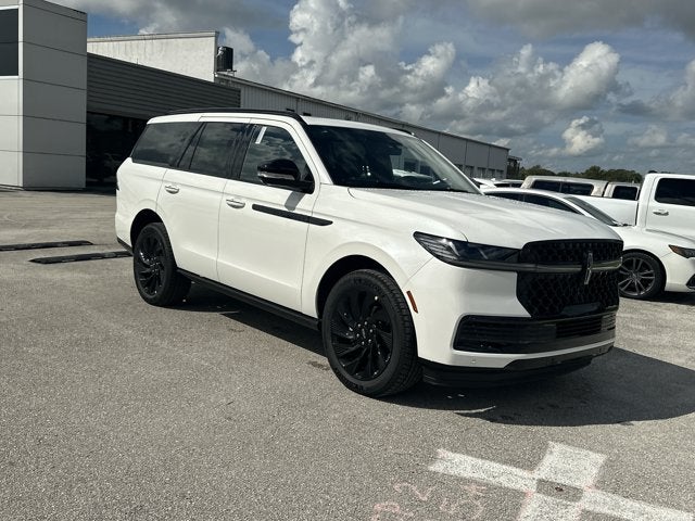 2027 Lincoln Navigator Reserve