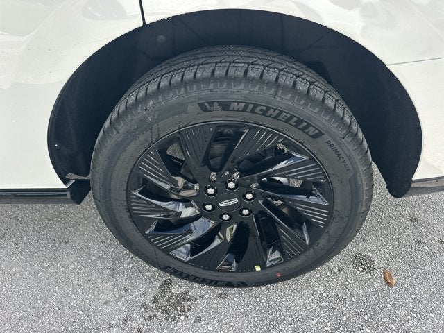 2027 Lincoln Navigator Reserve